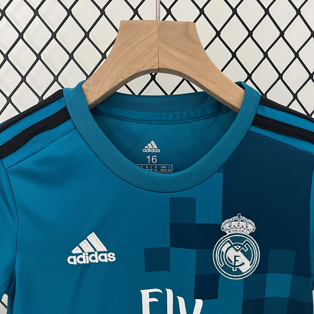 Real Madrid Retro | Kid Set ''Home'' Special Kit