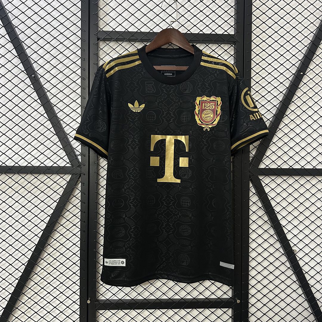 Bayern ,, Black 125th anniversary ,, Special Kit