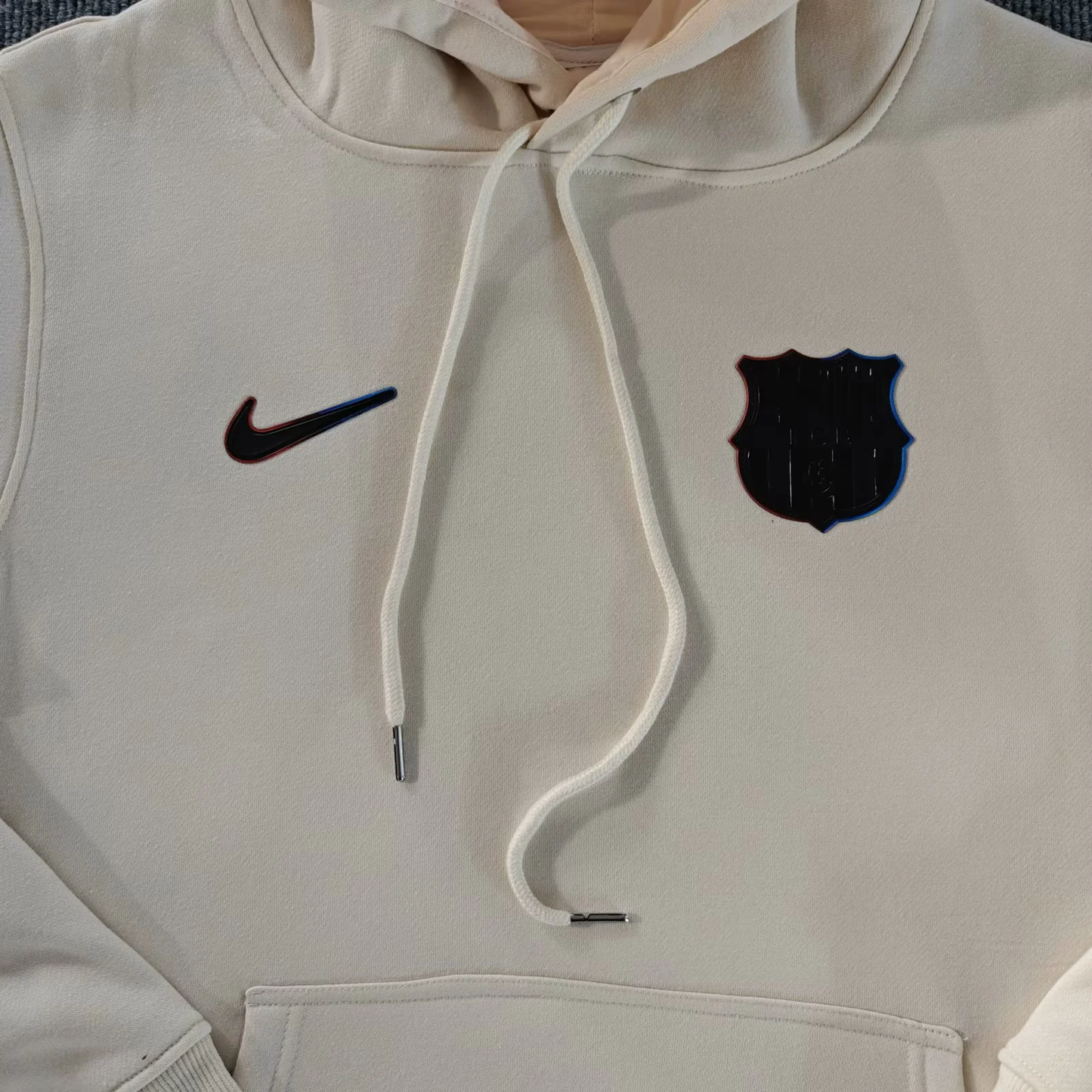 Barcelona Hoodie ''Beinge'' Special Kit
