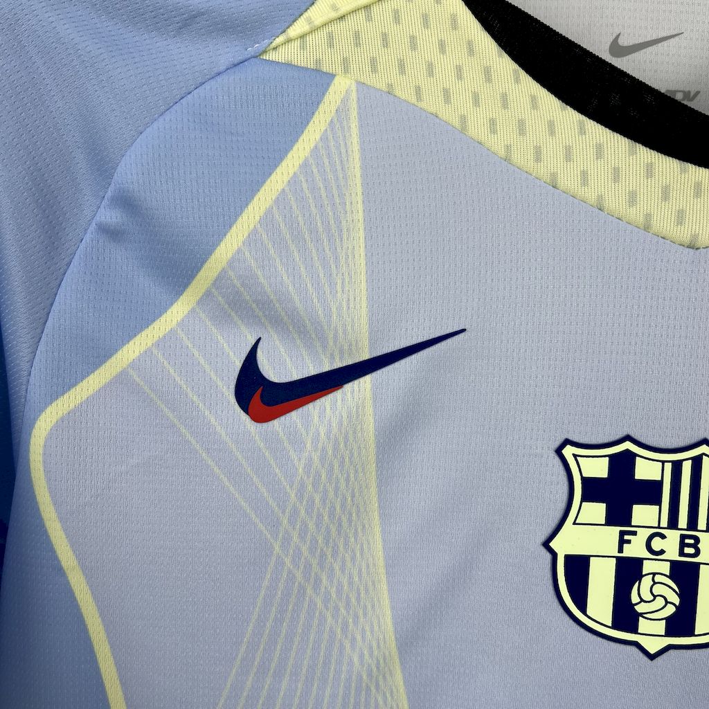 Barcelona ,,Catalan Neon,, Special Kit