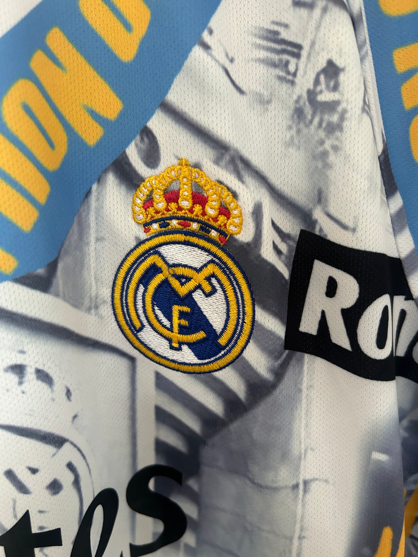Real Madrid ,,Legacy Collage,, Special Kit