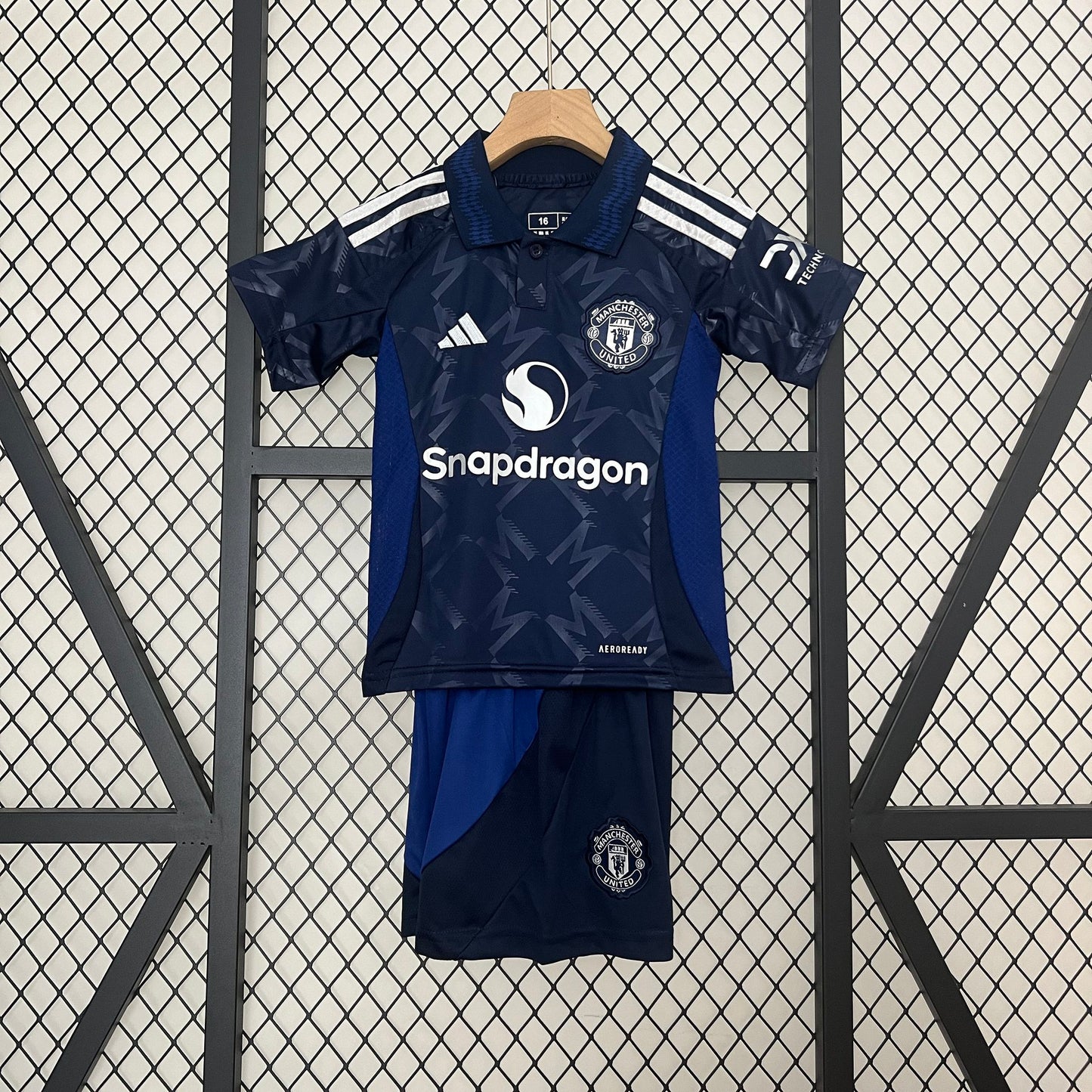 Manchester United | Kid Set ''Away'' Special Kit