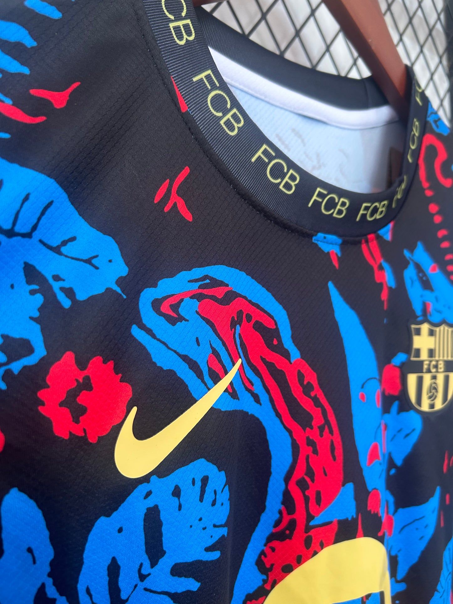 Barcelona ,,Toxic Tropic,, Special Kit