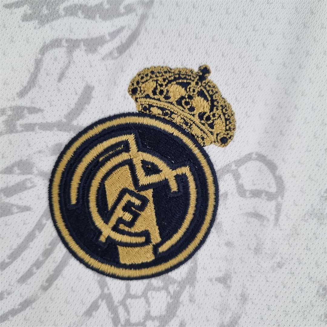 Real Madrid ''White Scales'' Special Kit