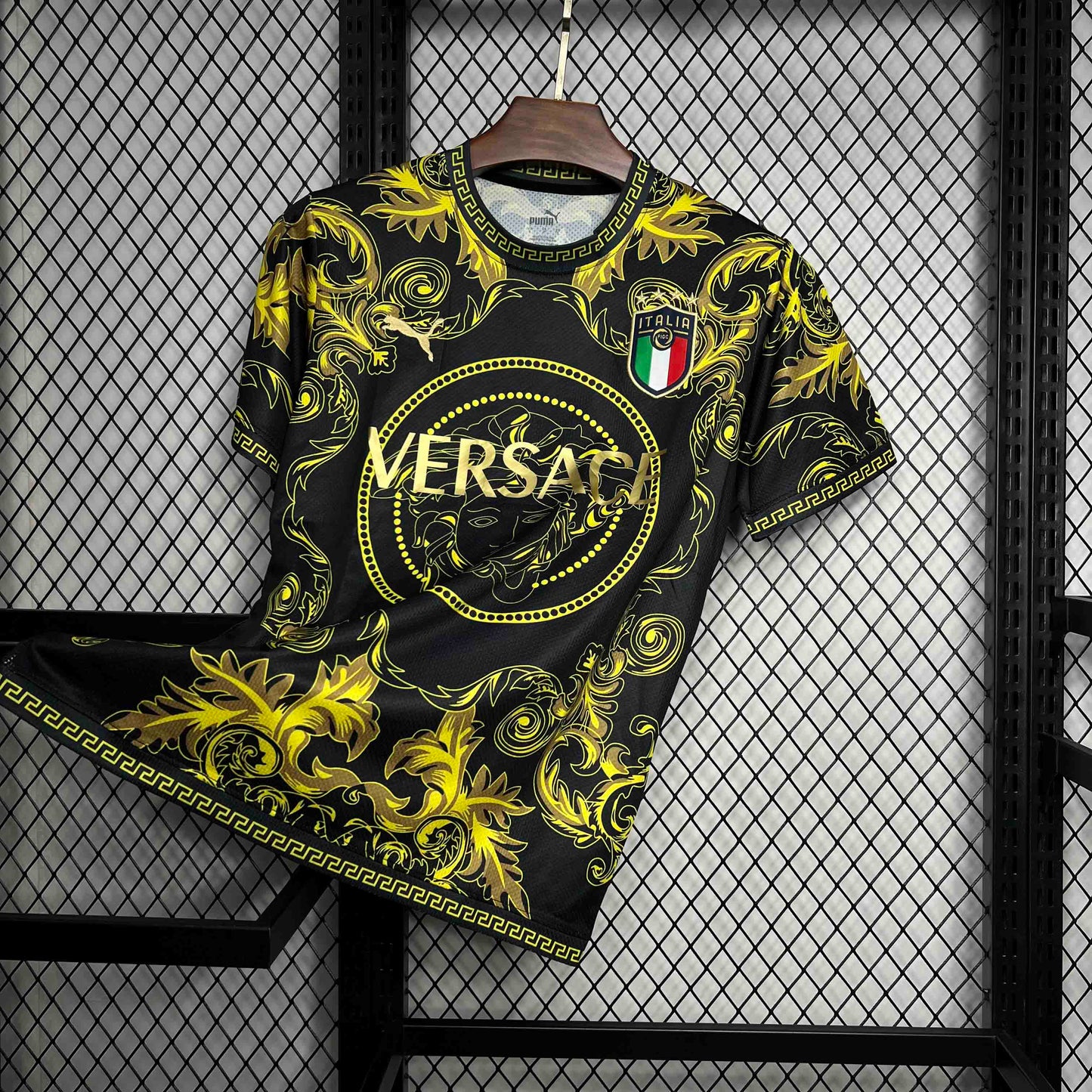 Italy ''Yellow Versace'' Special Kit