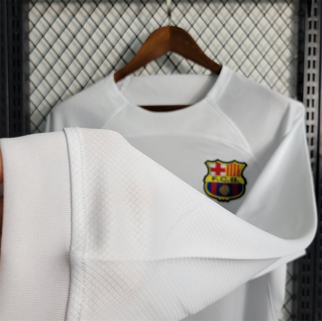 Barcelona | Long sleeve shirt ''Blanca Brilliance'' Special Kit