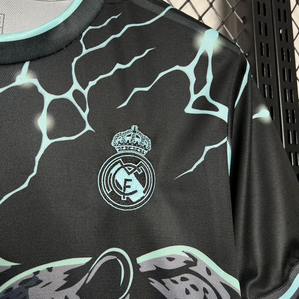 Real Madrid ''Green Jaguar'' Special Kit