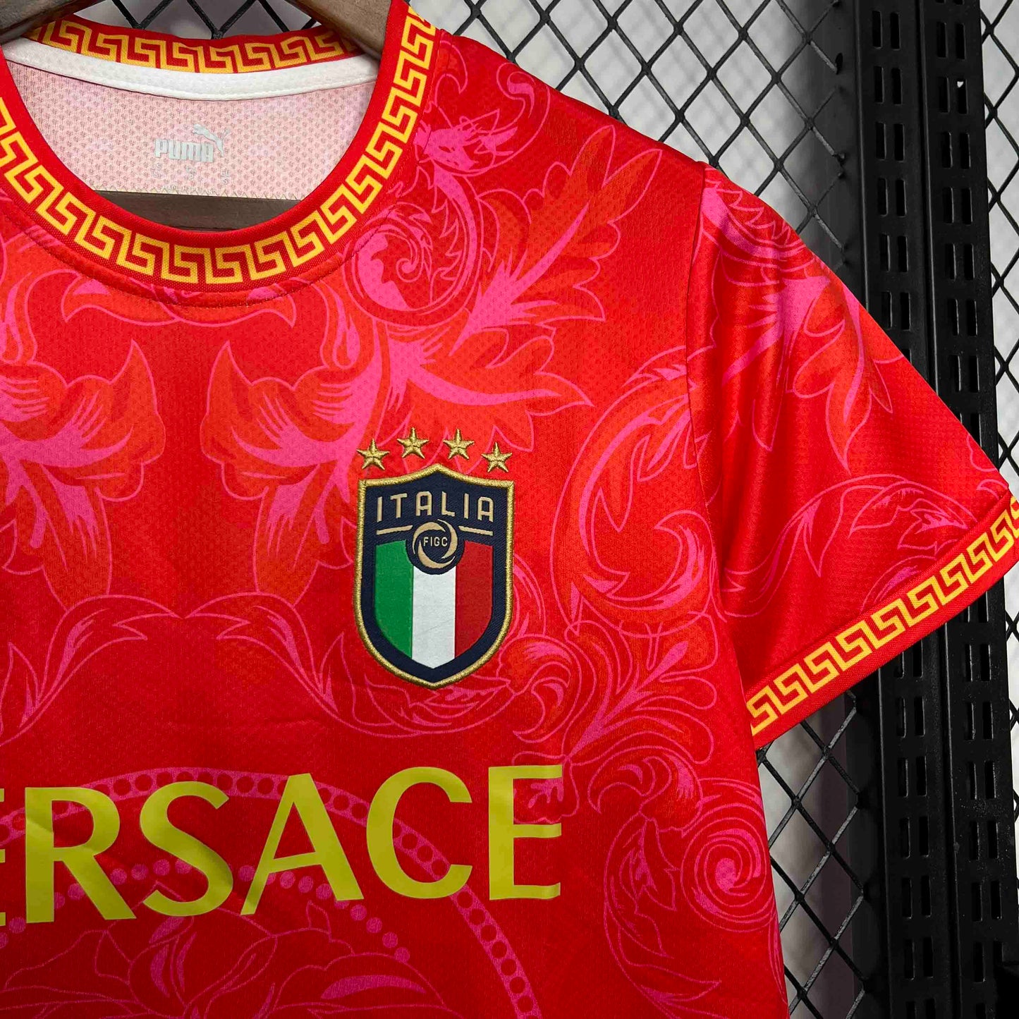 Italy ''Red Versace'' Special Kit
