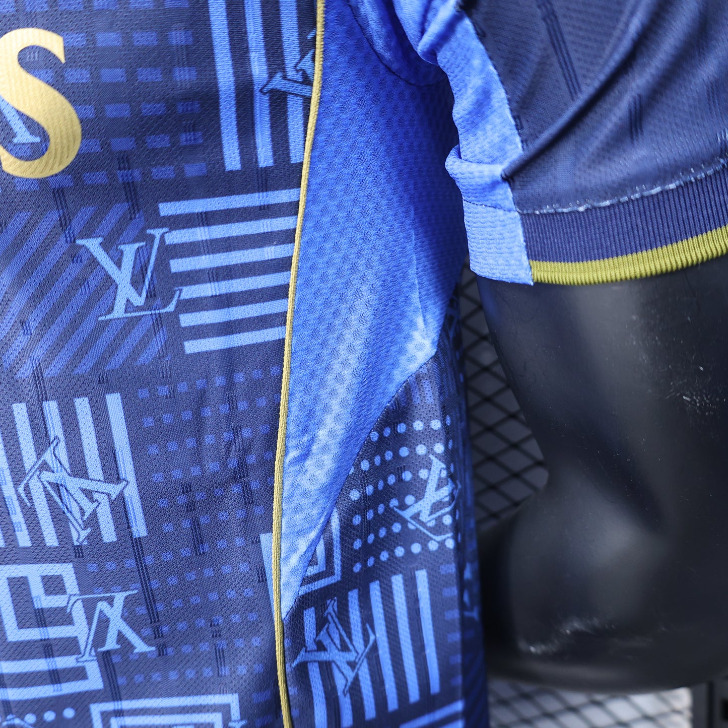 Real Madrid ,,Blue LV,, Special Kit