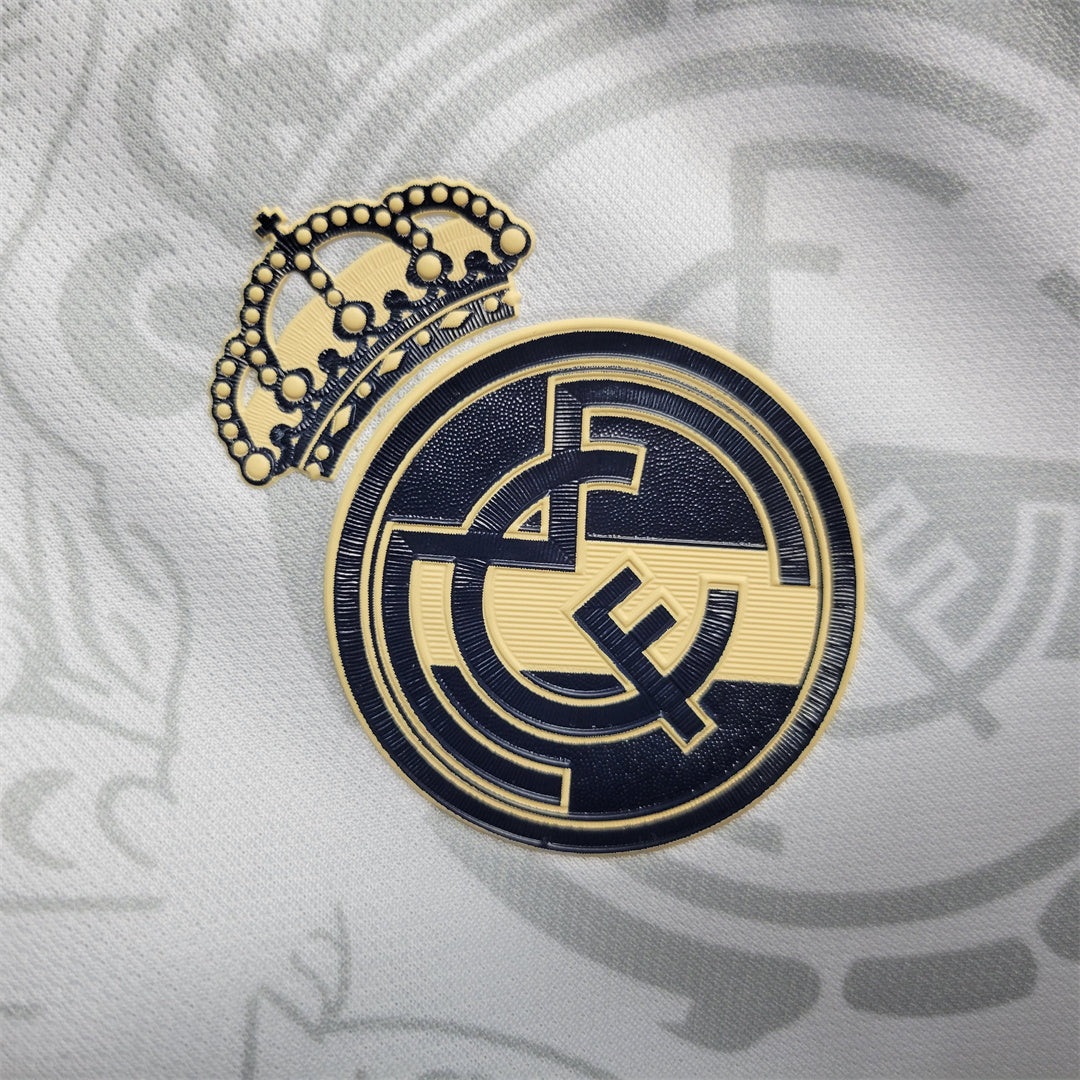 Real Madrid ''White Emblem'' Special Kit