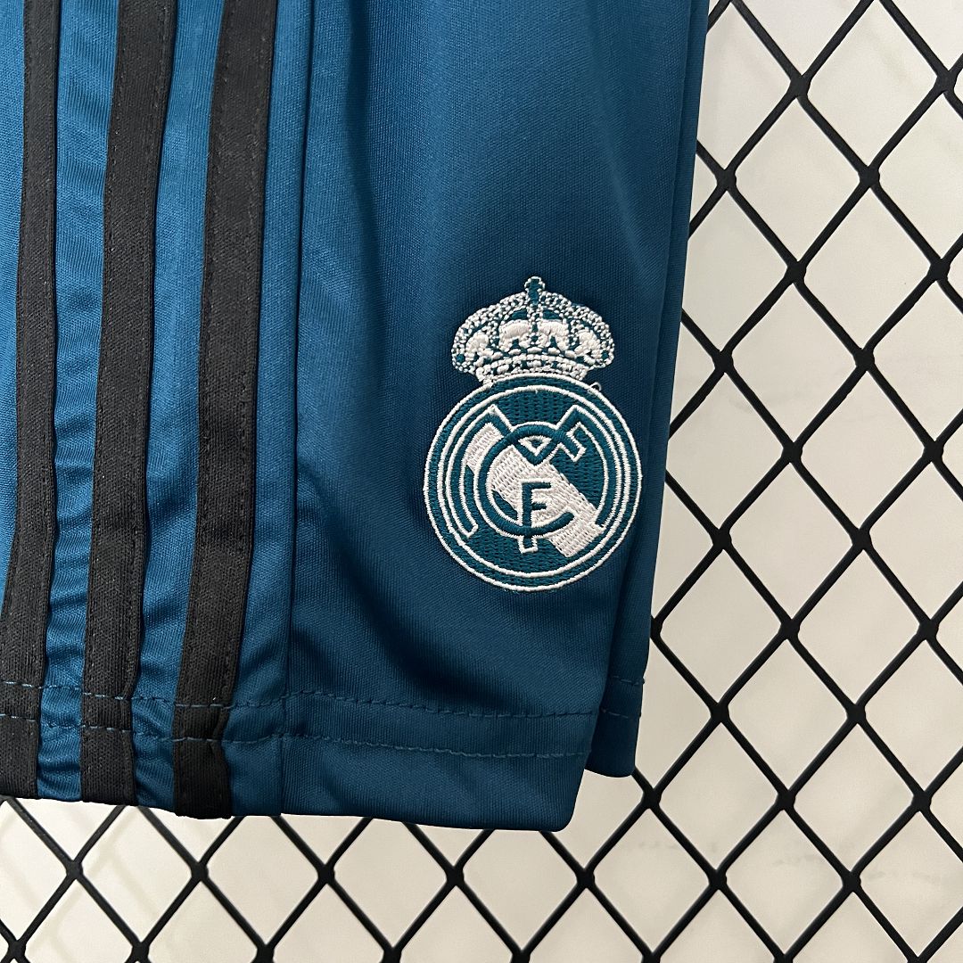 Real Madrid Retro | Kid Set ''Home'' Special Kit
