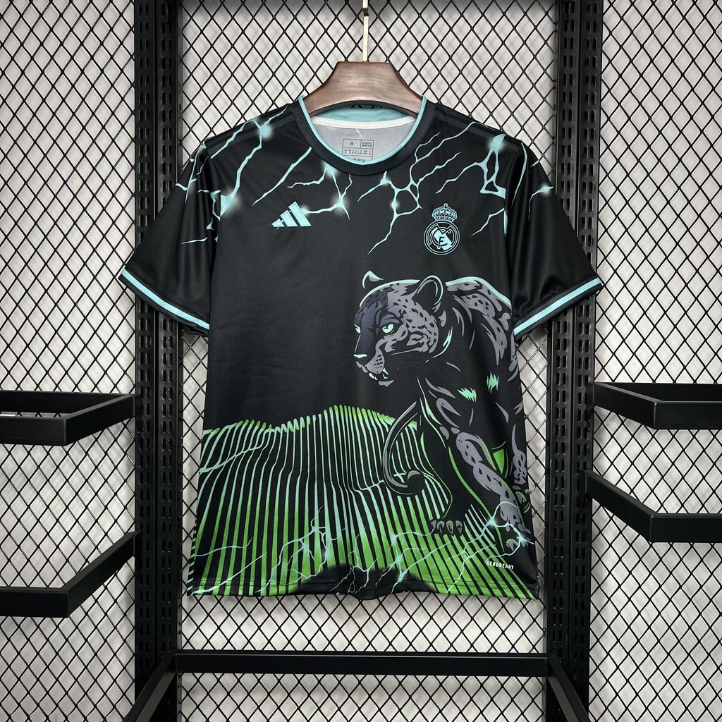 Real Madrid ''Green Jaguar'' Special Kit