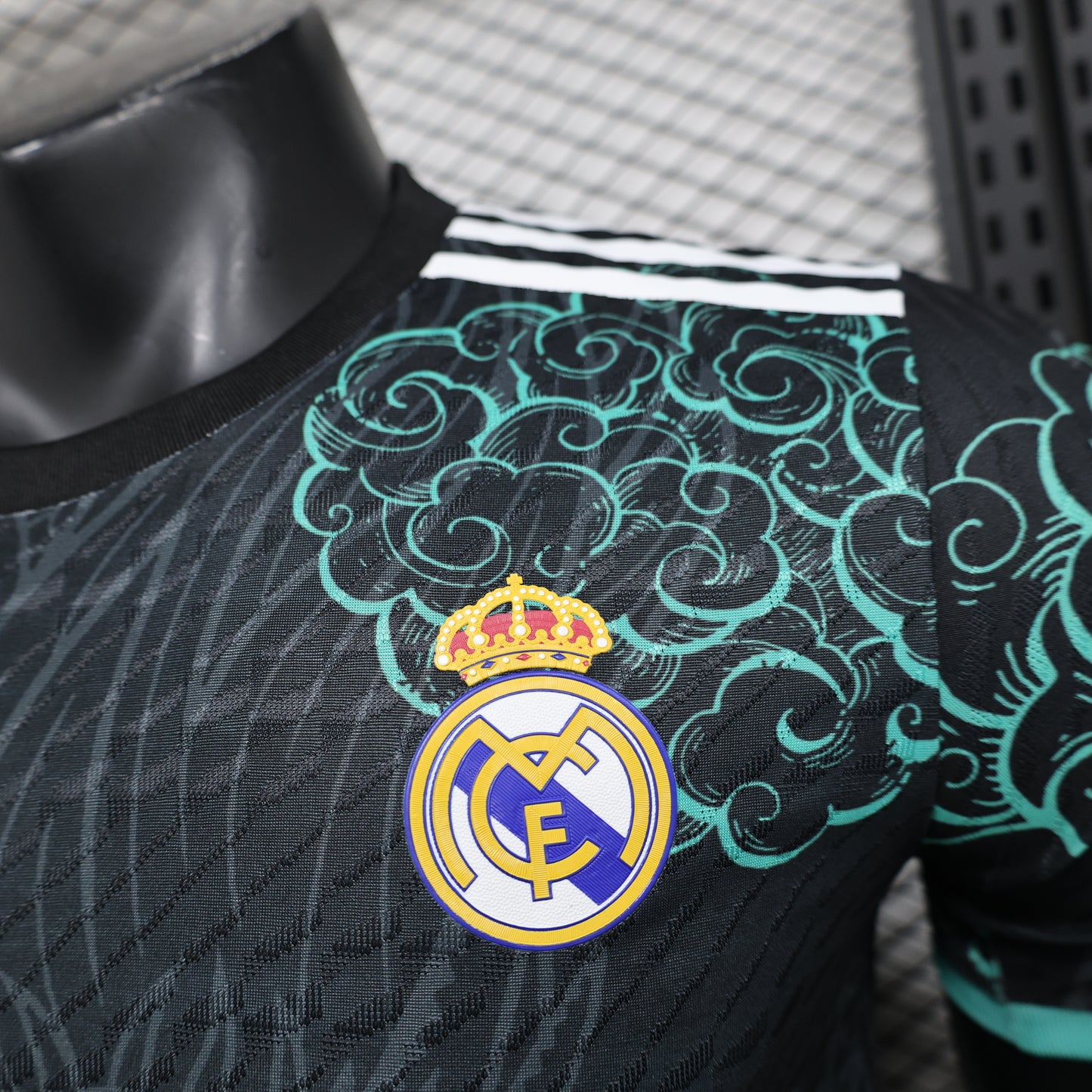 Real Madrid ,,Neon Blue Dragon,, Special Kit