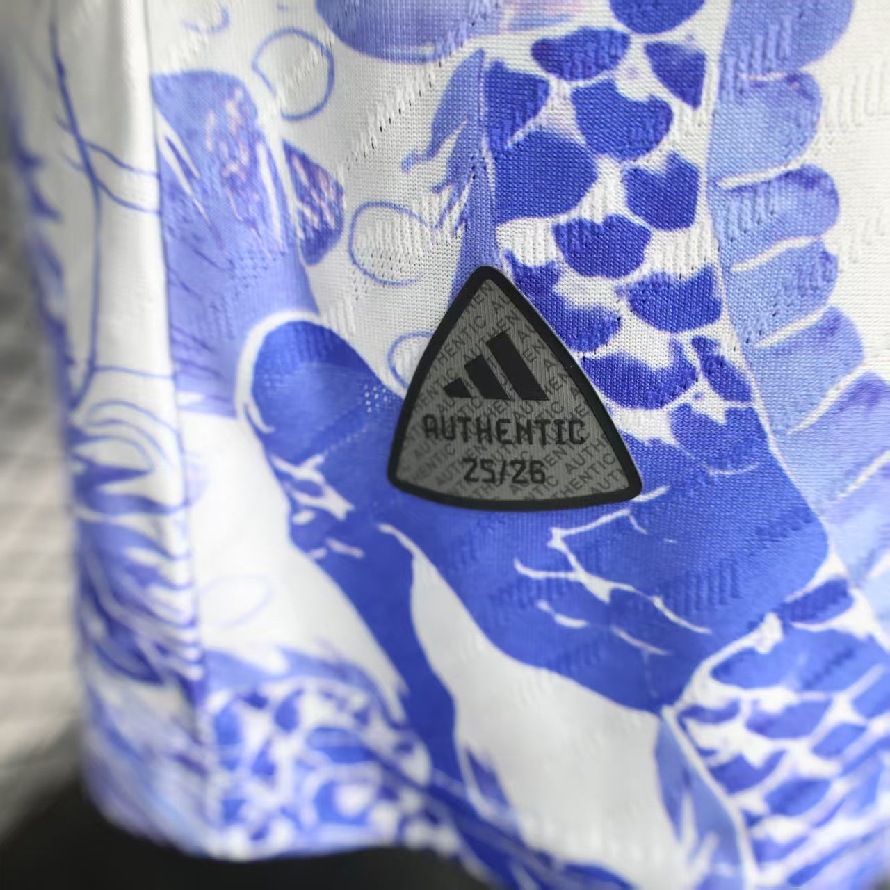Real Madrid ,,Sapphire Cloud,, Special Kit