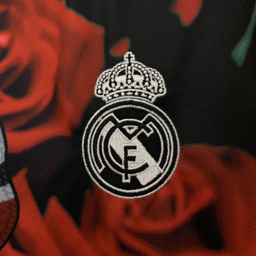 Real Madrid ,,Red Snake'' 25/26 Special Kit