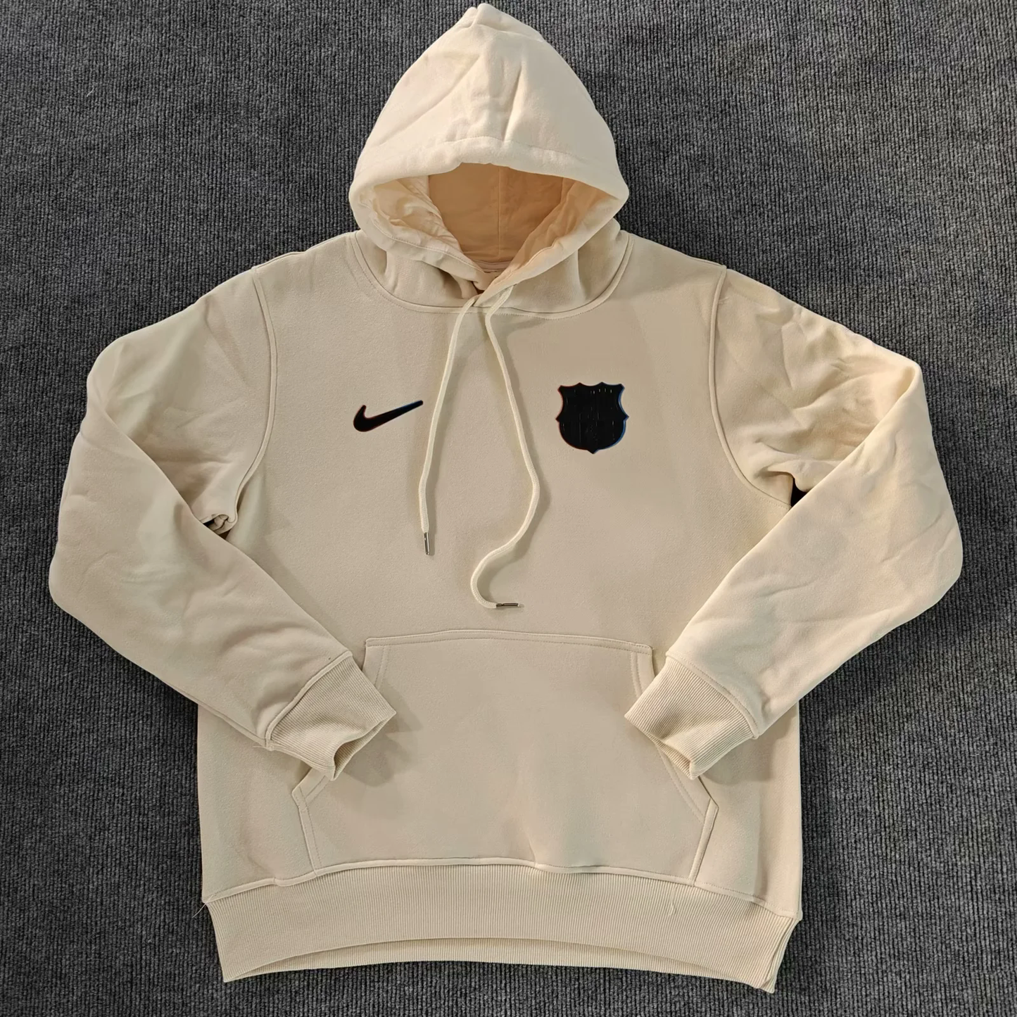Barcelona Hoodie ''Beinge'' Special Kit