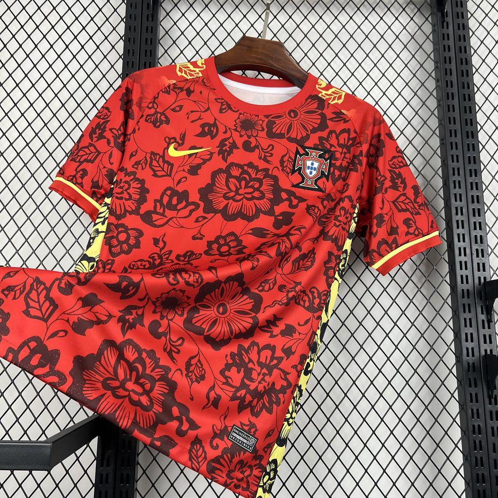Portugal ,,Red Flowers'' Special Kit
