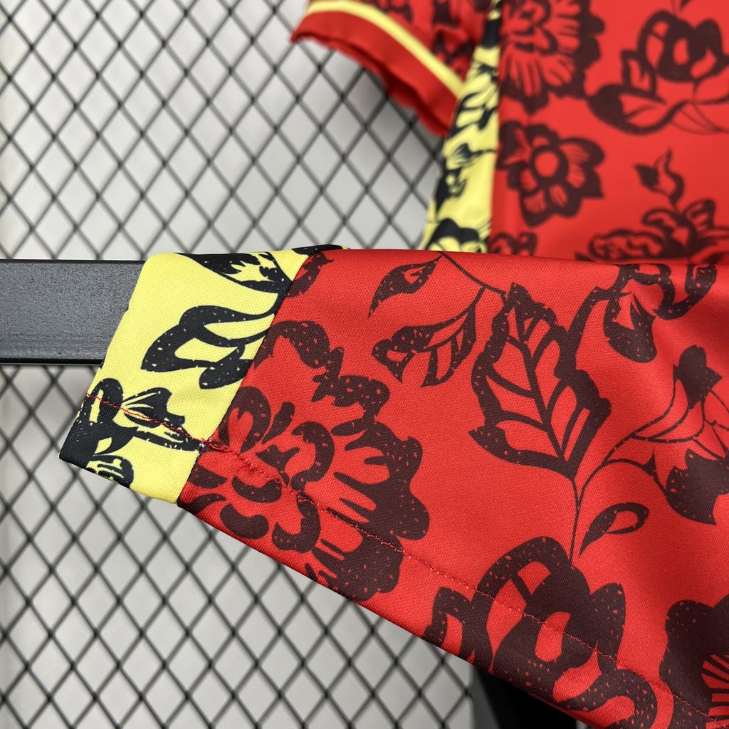 Portugal ,,Red Flowers'' Special Kit