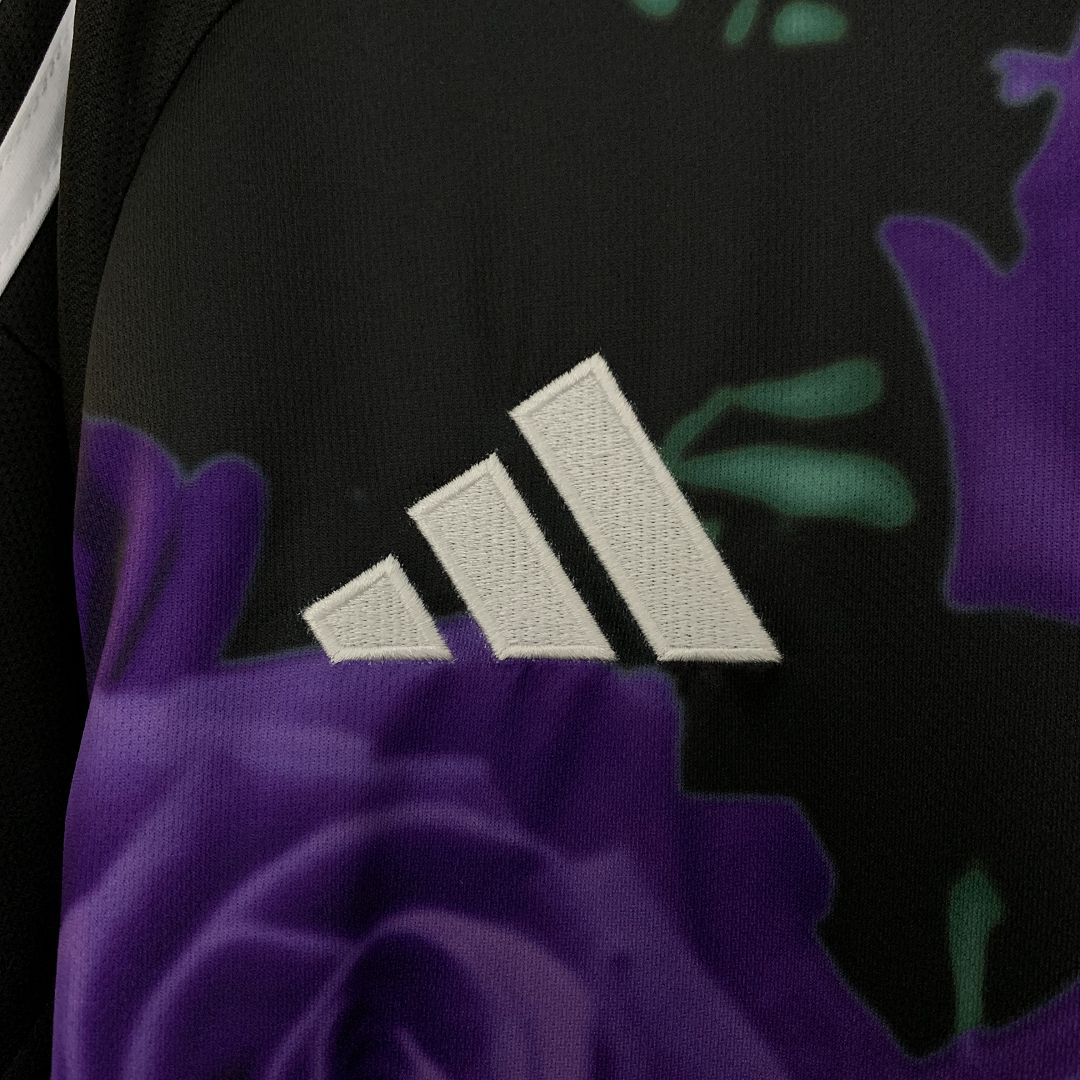 Real Madrid ,, Purple Snake ,, Special Kit