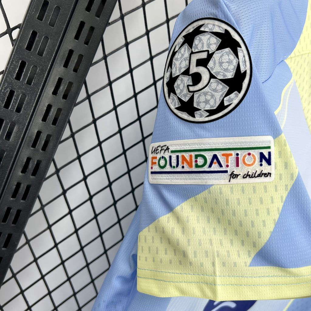 Barcelona ,,Catalan Neon,, Special Kit