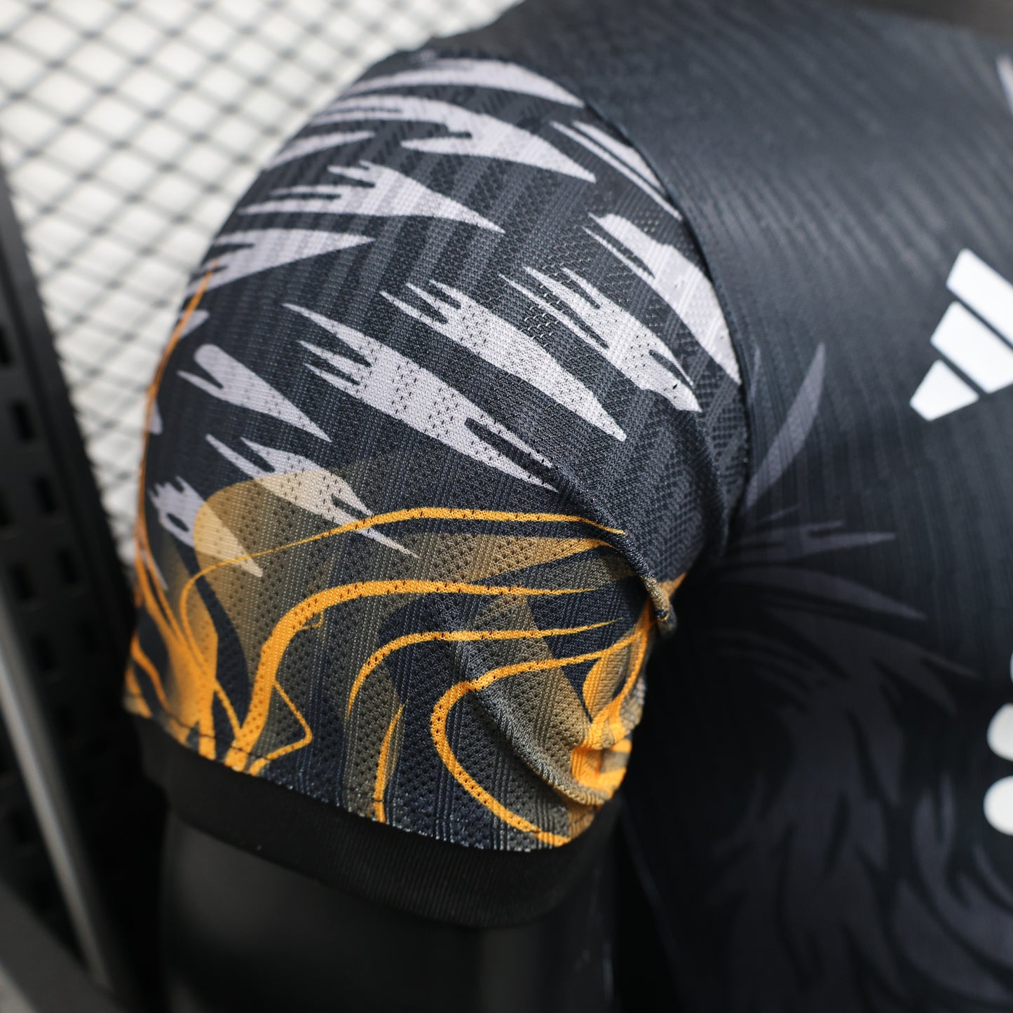 Liverpool ''Golden Phoenix'' 25/26 Special Kit