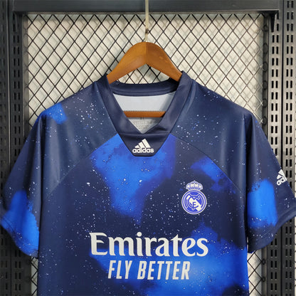 Real Madrid ''Aurora'' Special Kit