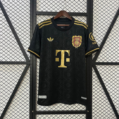Bayern ,, Black 125th anniversary ,, Special Kit