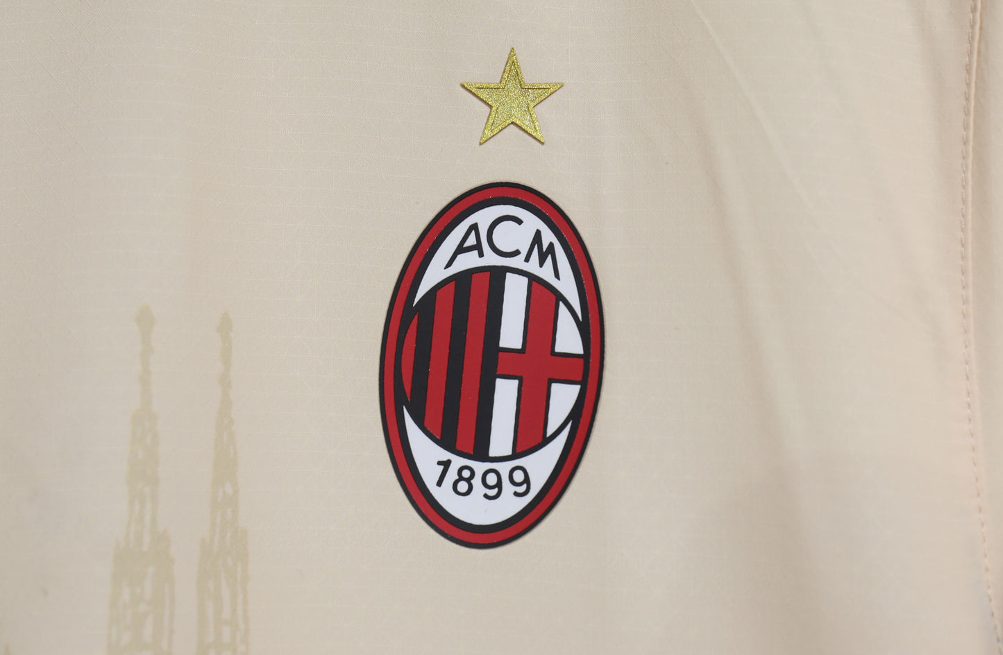 Milan ,,Heritage Cream'' Special Kit
