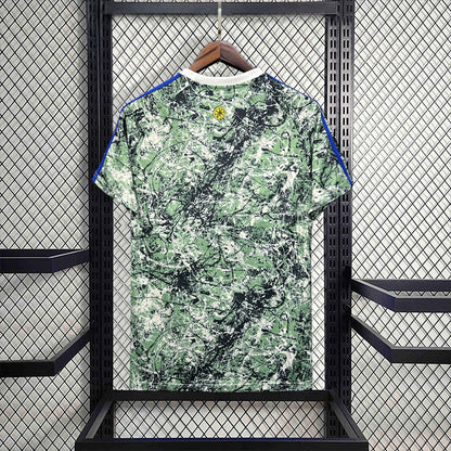 Mancester United ''Stone Roses'' Special Kit