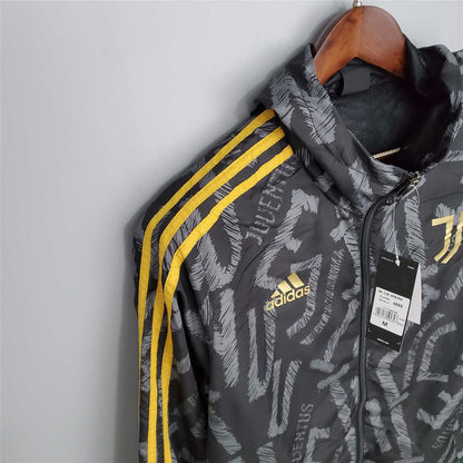 Juventus ''Phnom Penh'' Windbreaker 21/22