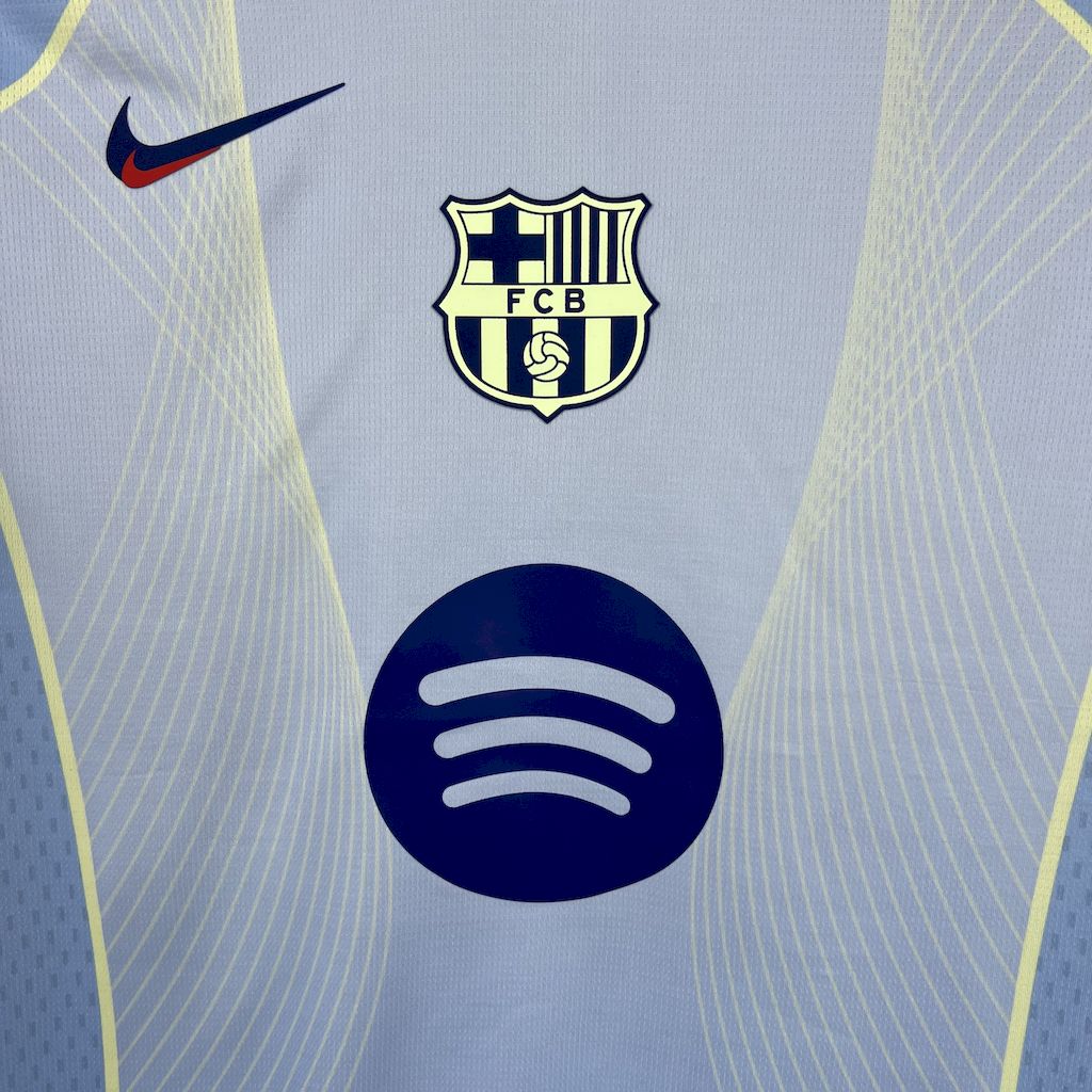 Barcelona ,,Catalan Neon,, Special Kit
