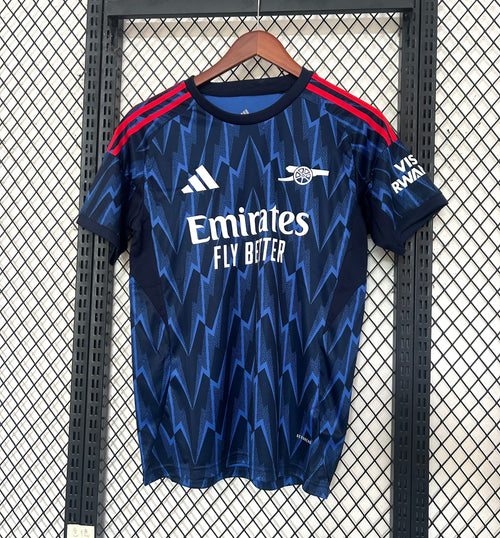 Arsenal ,,Midnight Thunderbolt,, Special Kit