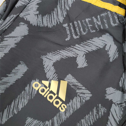 Juventus ''Phnom Penh'' Windbreaker 21/22