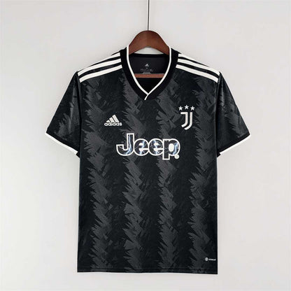 Juventus ''Black Thunder'' Special Kit