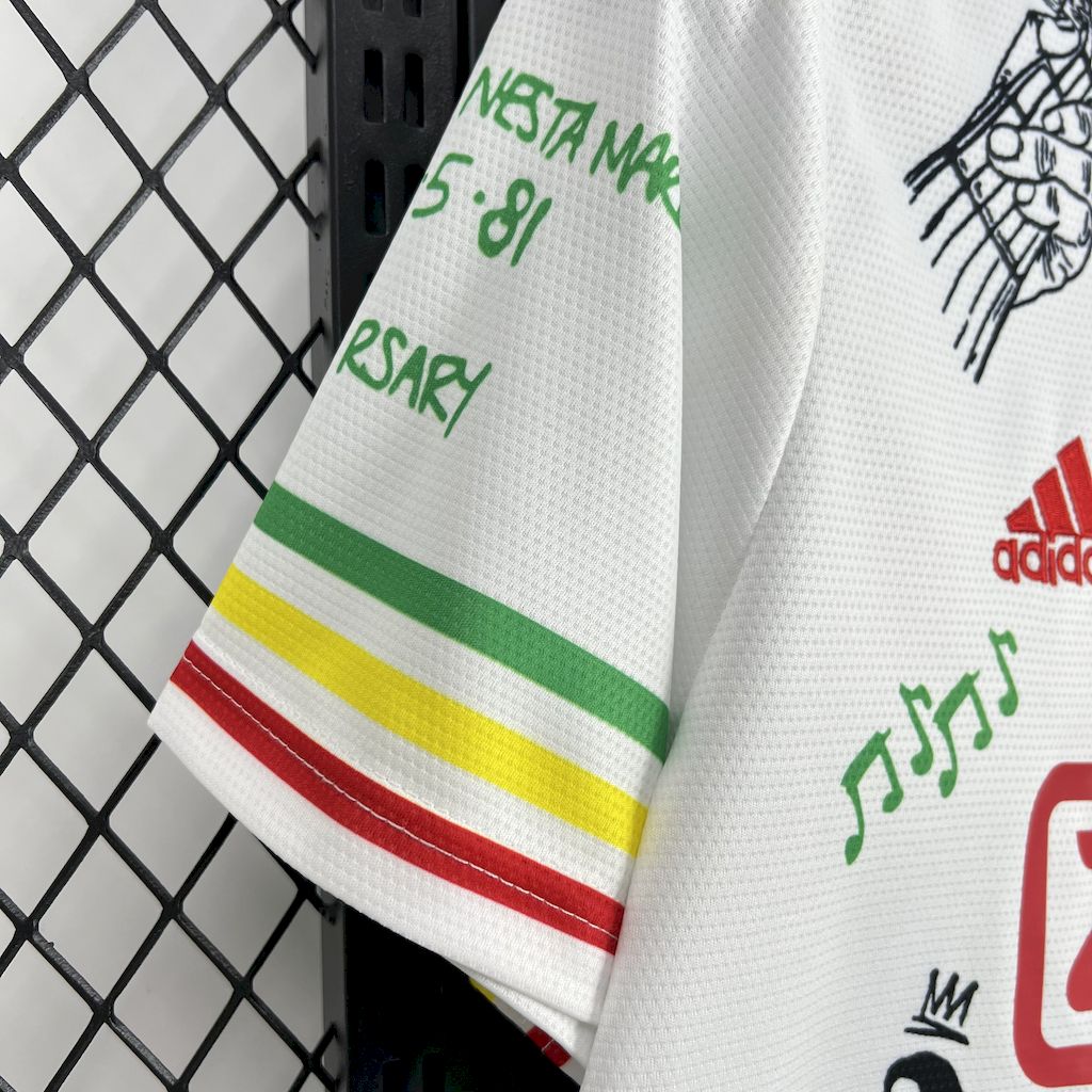 Ajax Amsterdam ,, White 25/26 ,, Special Kit