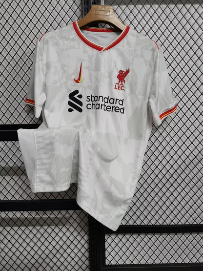 Liverpool ''Retired White'' Special Kit