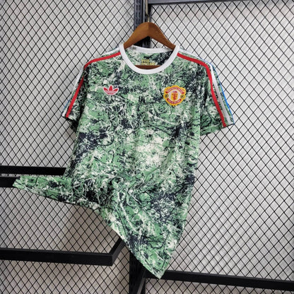 Mancester United ''Stone Roses'' Special Kit