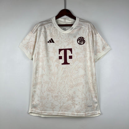 Bayern ''Mocha Flower'' Special Kit